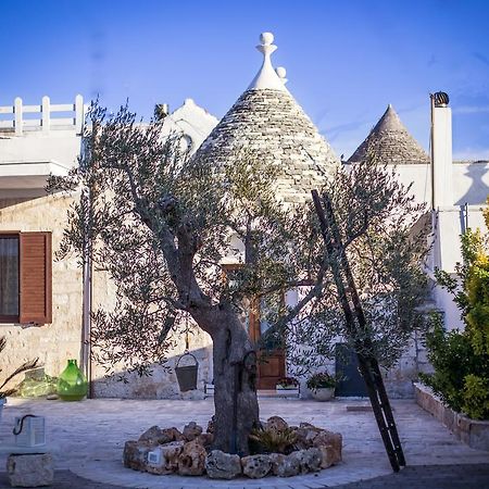 Вилла Residenze Nei Trulli Альберобелло Экстерьер фото