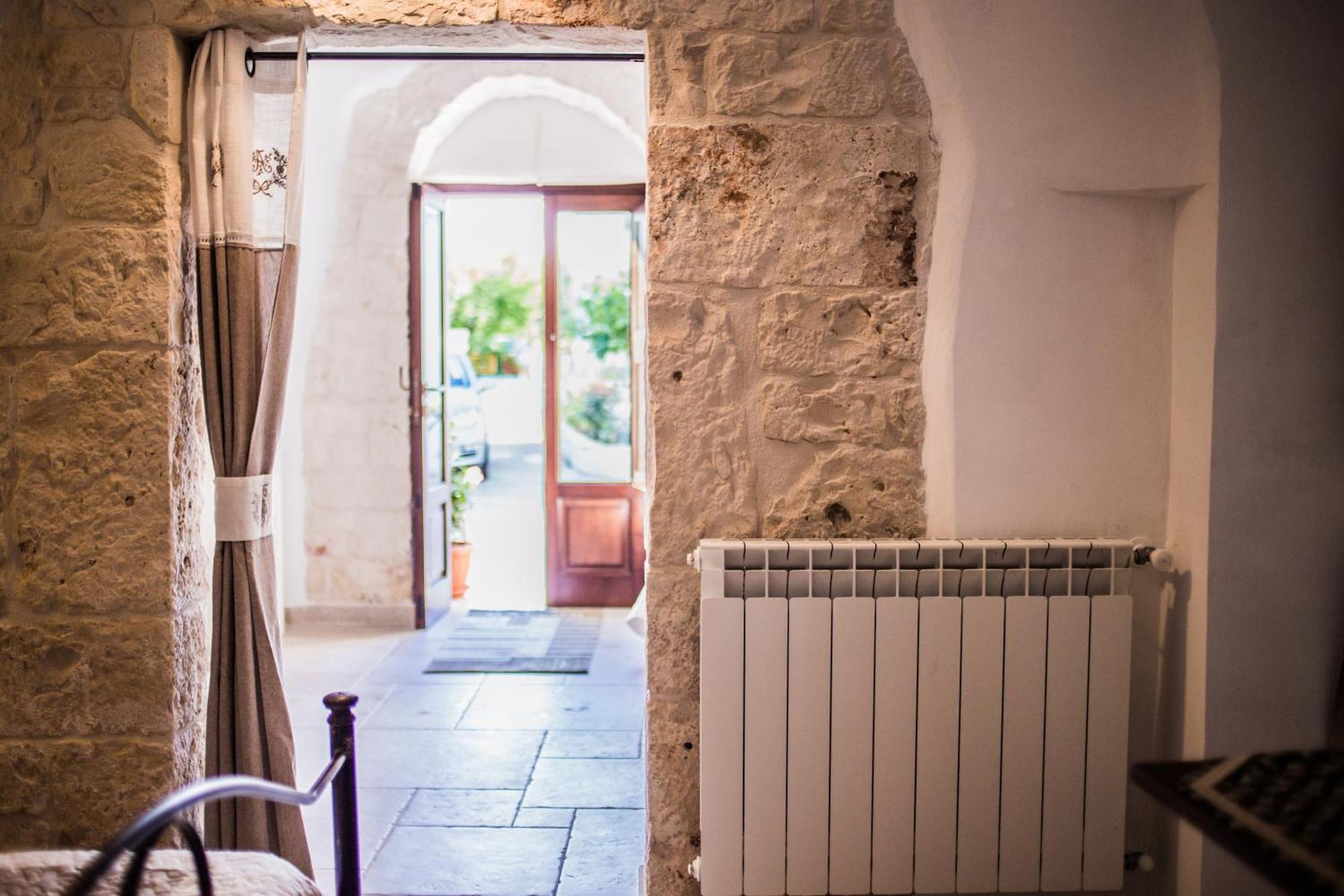 Вилла Residenze Nei Trulli Альберобелло Экстерьер фото